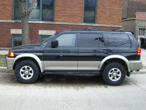 Обзор Mitsubishi Pajero Sport 2003 г.в цена 470т.р