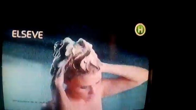 Реклама Elseve цінність 3 глин від Loreal Paris смотреть онлайн