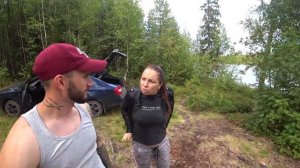 Коптим стерлядь в самодельной коптильне.