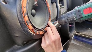Установка Акустики DL Audio Gryphon pro 165 neo в подиумы, в ВАЗ-2109