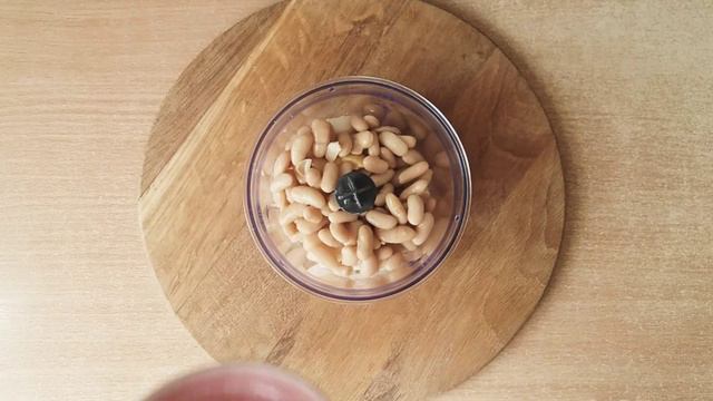 Вкусная намазка на хлеб, из фасоли. Бутерброды / намазка на хліб, із квасолі