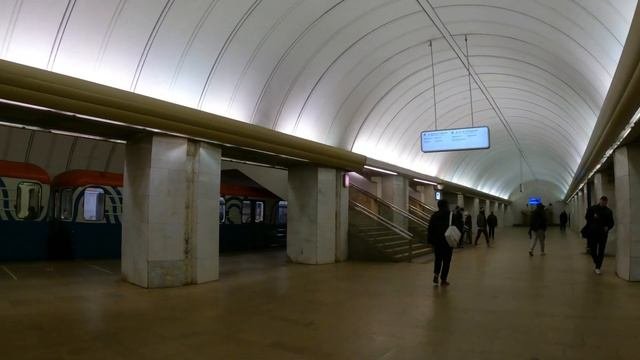 Станция метро Петровско-Разумовская (Люблинско-Дмитровская линия)► Московский метрополитен