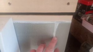 Инкубатор для вывода пчелиных маток. Обзор.