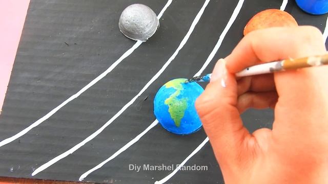 MAQUETA DEL SISTEMA SOLAR con cartón reciclado / MODEL OF THE SOLAR SYSTEM with recycled cardboard смотреть онлайн