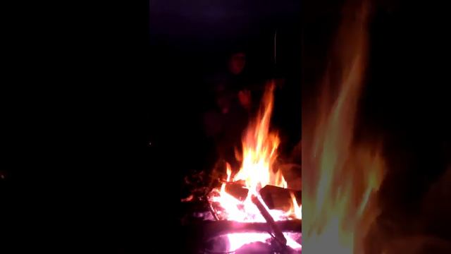 Песня под гитару - Спящая красавица..... смотреть онлайн