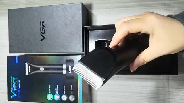 Машинка для стрижки VGR V-185 смотреть онлайн