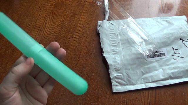 Посылка из Китая № 295. Футляр для зубной щетки. смотреть онлайн