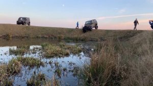 УАЗ 469 2.9бензин(военные мосты) ГАЗ 69 2.4 дизель(военные мосты)