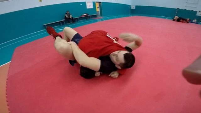 Удушающий «Дарс» или  «Брабо»