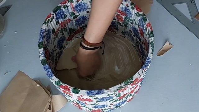 Diy//Большая корзина для хранения из старых журналов ?beautiful recycling idea смотреть онлайн