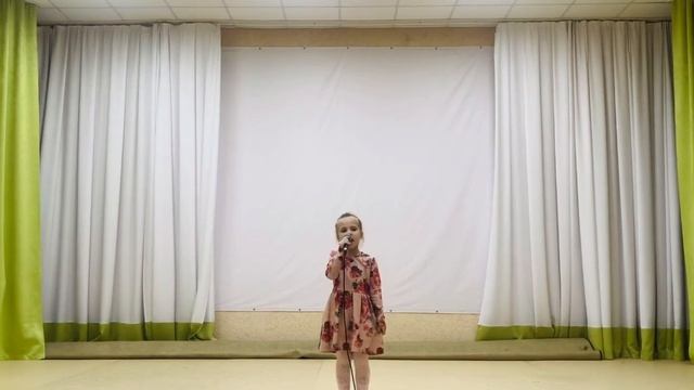 Парамонова Есения "Майский праздник" смотреть онлайн