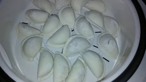 Как приготовить вареники в мультиварке. Вариант 1.
