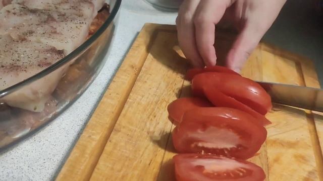Обязательно приготовьте. Очень вкусная запеканка баклажаны с рыбой. смотреть онлайн
