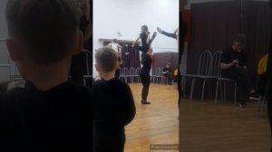 сажаю лук,чеснок//плов в казане//тренировка//(1 год назад)