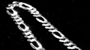 СЕРЕБРЯНАЯ ЦЕПОЧКА МУЖСКАЯ, ПЛЕТЕНИЕ КАРТЬЕ 3+1, РОДИРОВАНАЯ, ШИРИНА 0,8 СМ