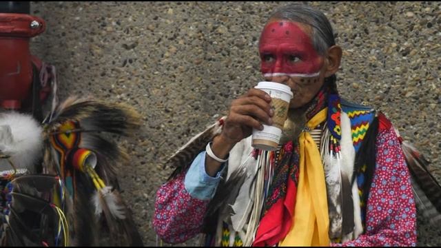 Что нельзя дарить в разных странах смотреть онлайн