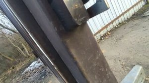 Общественные ворота на СНТ (садовое товарищество), как делать не нужно.