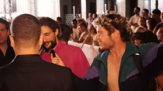 Beijei Famosas Nos Globos De Ouro смотреть онлайн