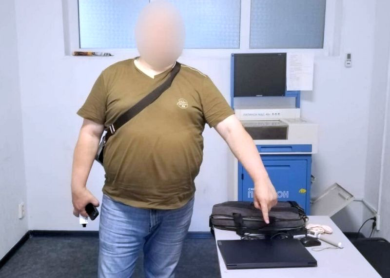Найденный в аэропорту Минвод ноутбук сломал жизнь гостю из Санкт-Петербурга