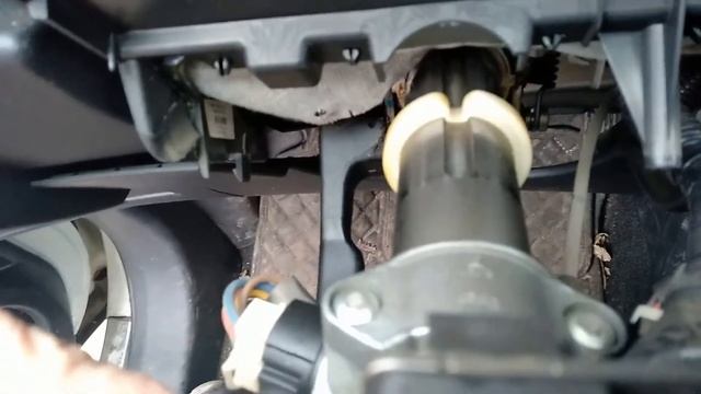 Заклинил ключ в замке Ниссан, что делать?? невытаскивается ключ Ниссан. смотреть онлайн