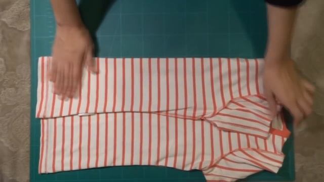 Как сложить футболки - метод КонМари (Мари Кондо) смотреть онлайн