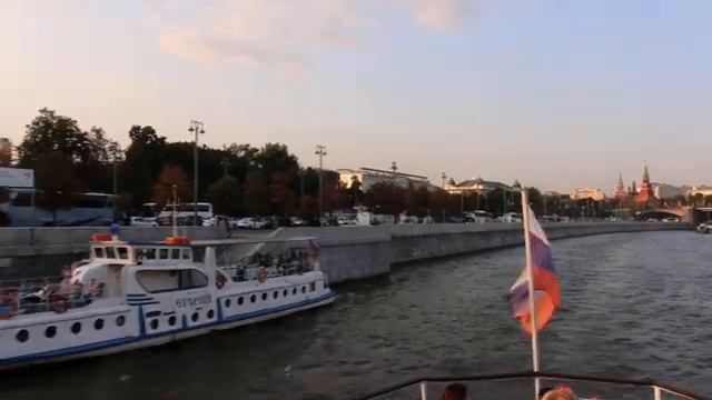 Медлячок (на Москве-реке), чтобы ты заплакала. 9 сент. 2018.