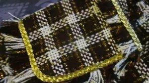 Как  сшить  пальто из  ткани " Шанель"  с бахромой .