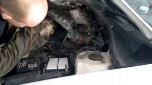 Toyota Corona Premio Чистка дросельной заслонки 2016 04 01 463