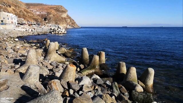 Море в декабре, бухта Тихая, Владивосток.
