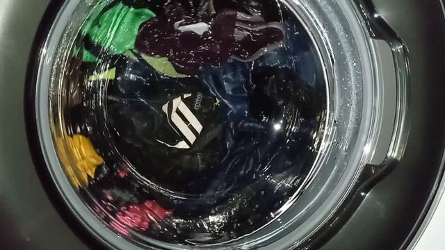 Стираю вещи одногруппницам с общежития. Программа: хлопок 60*1200 смотреть онлайн