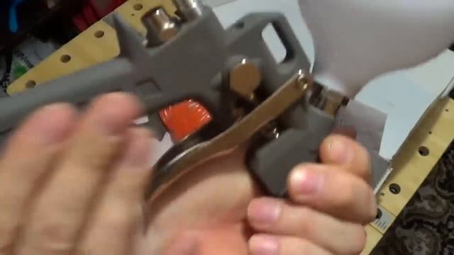 Краскораспылитель FUBAG. Дешевый краскопульт.