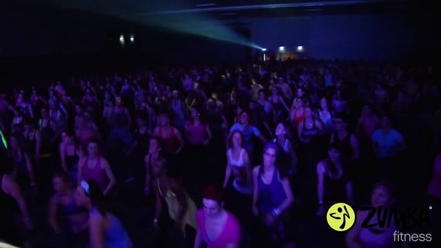 ZUMBA - LORETTA BATES, Москва 11 октября 2015 смотреть онлайн