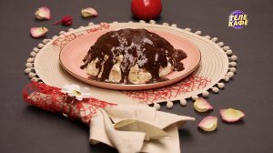 БЕЗ ВЫПЕЧКИ. Сметанный торт из пряников с бананами. Как приготовить вкусный торт без духовки и теста