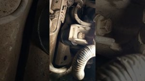 замена подушек двигателя Mitsubishi Pajero