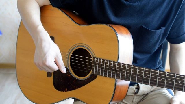 Постановка правой руки. Как правильно поставить правую руку? Урок игры на гитаре для начинающих. смотреть онлайн