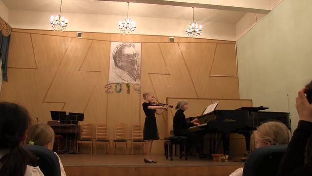 Новогодний концерт струнного отдела 24 декабря 2013 г смотреть онлайн