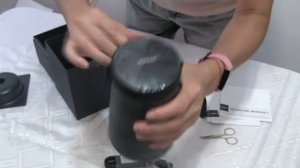 Распаковка портативной колонки BOSE