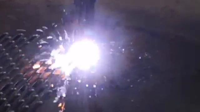 Плазменная резка металла (перфорация листа) Видео 1 смотреть онлайн