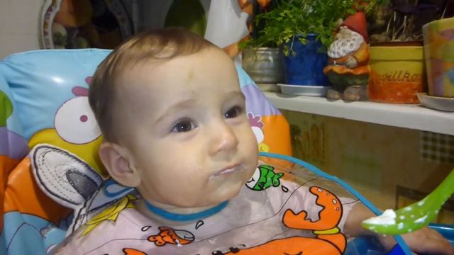 прикорм грудного ребенка. кормим творогом))))) смотреть онлайн