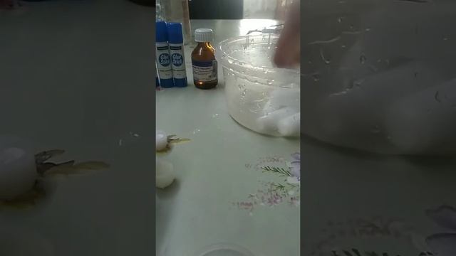 слайм из клея карандаша office space смотреть онлайн