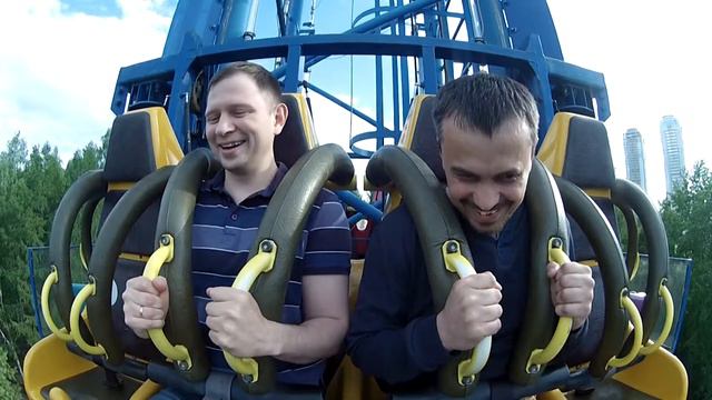 Аттракцион в ЦПКиО (короткая версия) смотреть онлайн