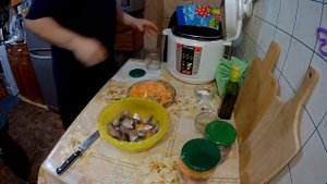Как готовить рыбу.  Костлявая рыба в мультиварке-скороварке.