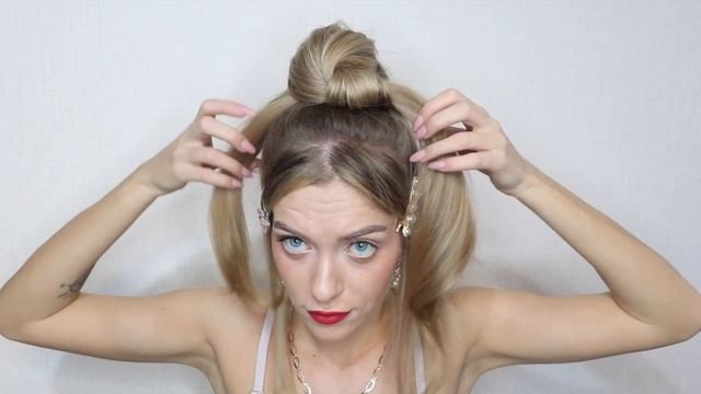 ОЧЕНЬ БЫСТРЫЙ ПУЧОК БЕЗ ВАЛИКОВ И НАЧЕСОВ -ОЧЕНЬ ПРОСТО!! | QUICK&EASY MESSY BUN, SO CUTE AND SIMPL смотреть онлайн