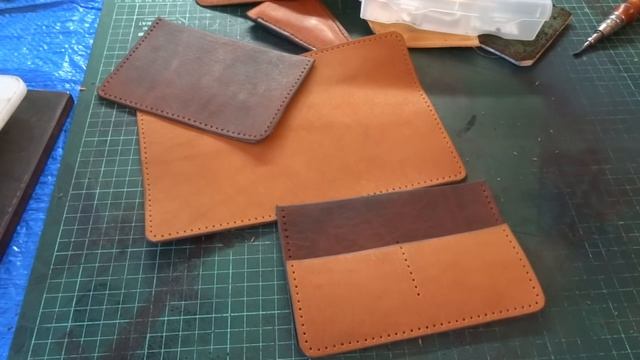 Уроки работы с кожей. Портмоне формата А6. Making leather wallet смотреть онлайн