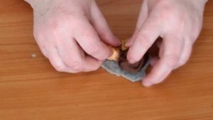 Мастер-класс по изготовлению броши из ткани методом скручивания