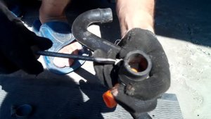 Ремонт тройника  вентиляции картерных газов