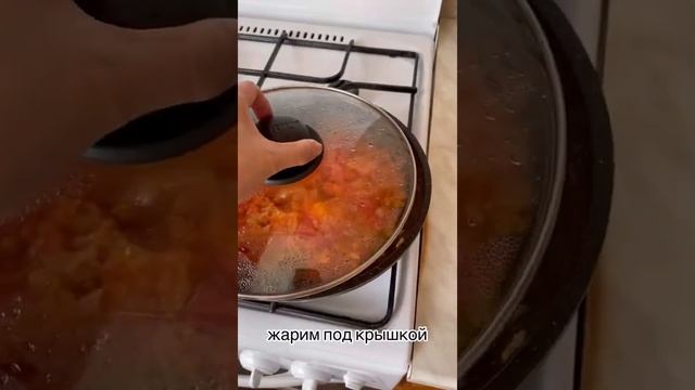 Картофельное пюре с подливой и сосисками #пюре#сосиски#простоивкусно