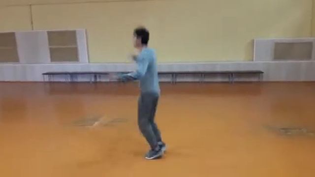 Прыжки на скакалке, 40 раз с двойной прокруткой! смотреть онлайн