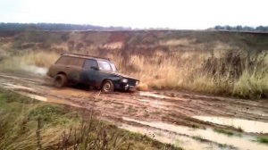 2104 + грязевые сдвоенные колёса, второй заезд