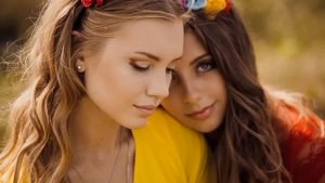 Мужу с утра на телефон пришло СМС. Он резко сорвался и убежал из дома...